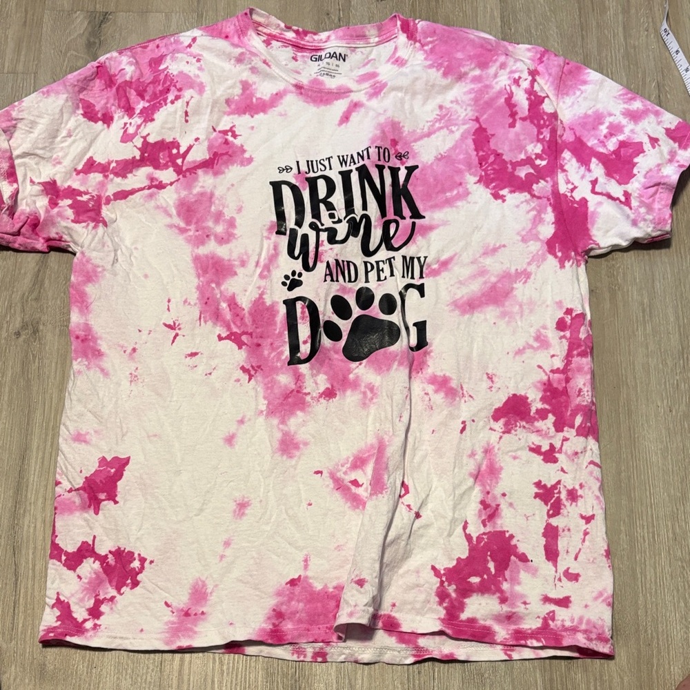 Gildan‎ Pink and White Dog Lover Tee